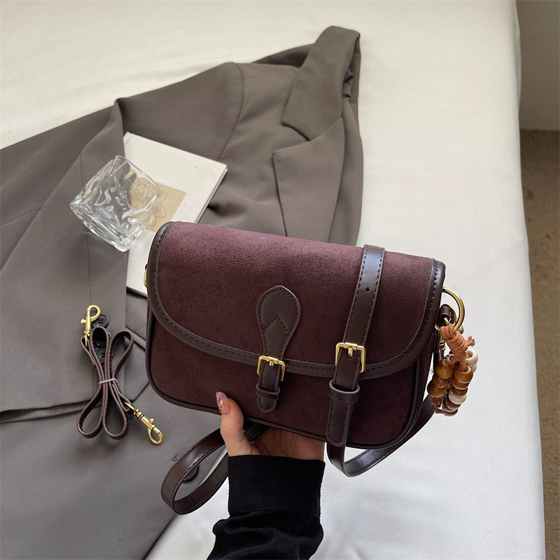 🔥2025 Hot Sale🔥Women’s Saddle Crossbody Bag with Charm