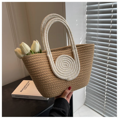 Simple round-shaped straw commuter tote bag for women