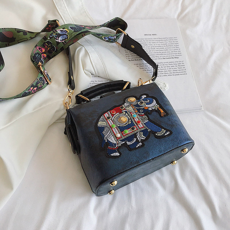 🌸The best gift for her - 49% OFF🌸Personalized Elephant Embroidered Leather Bag