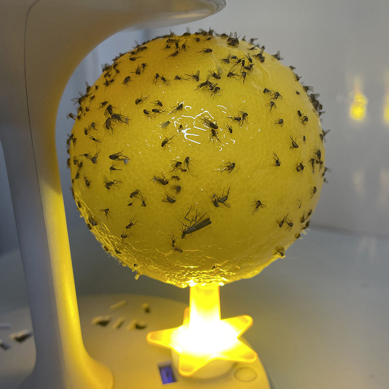 🥳2026 HOT SALE🥳💞50K+ SOLD!🚫🪰 50% OFF! LED Fruit Fly Trap – Sticky ball + light attracts insects day & night. Non‑toxic, no chemicals. Perfect for kitchen & office. Just set & toss. 🍎✨
