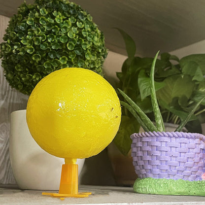 🥳2026 HOT SALE🥳💞50K+ SOLD!🚫🪰 50% OFF! LED Fruit Fly Trap – Sticky ball + light attracts insects day & night. Non‑toxic, no chemicals. Perfect for kitchen & office. Just set & toss. 🍎✨