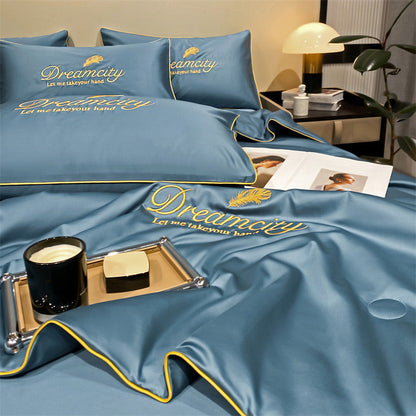 ⏰Last Day Sale 50% OFF🥰 ✨Summer Simple Ice Silk Quilt❄️ Ultra Cool Anti-Sweat Thin Quilt, Machine Washable Bedding