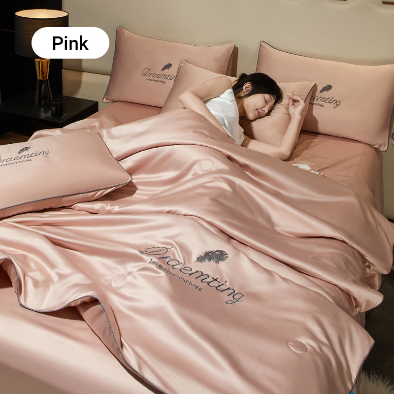 ⏰Last Day Sale 50% OFF🥰 ✨Summer Simple Ice Silk Quilt❄️ Ultra Cool Anti-Sweat Thin Quilt, Machine Washable Bedding