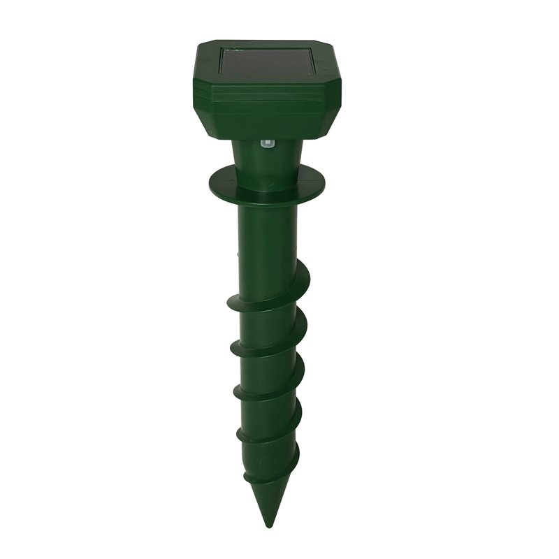 💺 50% OFF NOW! 🌴 Solar Powered Ultrasonic Mole Repeller Stake