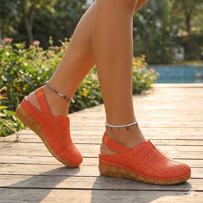 🏖️HOT DEAL 50% OFF! 👡 Women’s Perforated Sandals – All-Day Comfort with a Chic Lift 💖