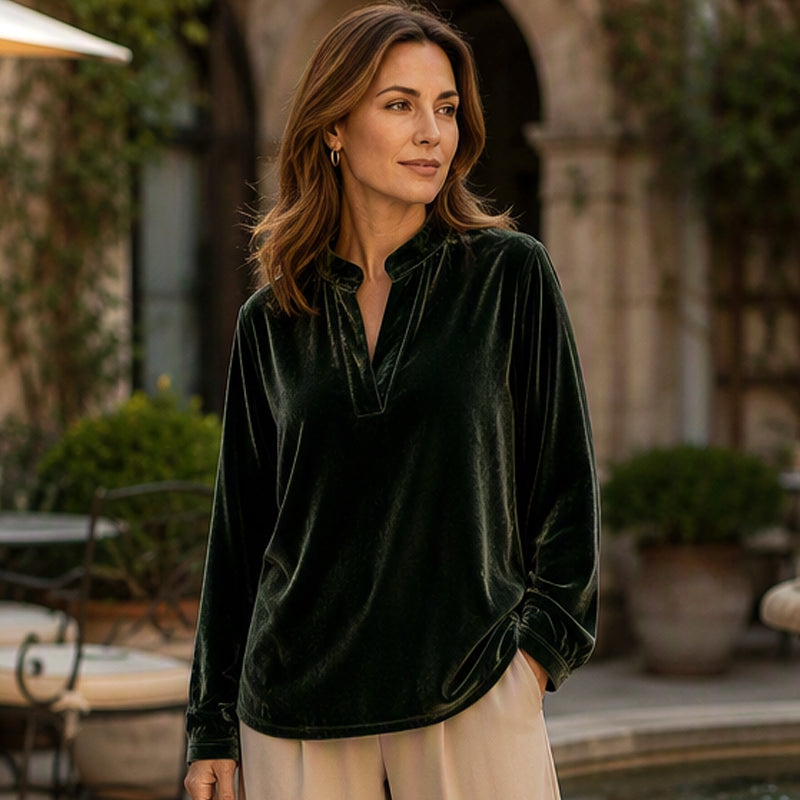 🌸Hot Sale 50% OFF💖Women's Elegant Velvet V-Neck Top